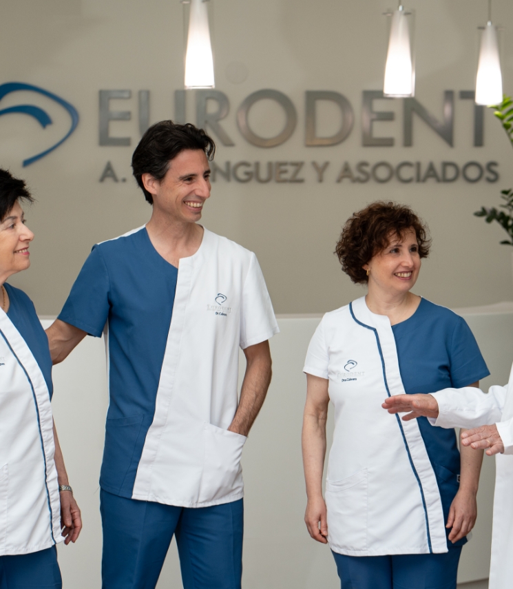 Sobre Nosotros 5 SOBRE NOSOTROS-4